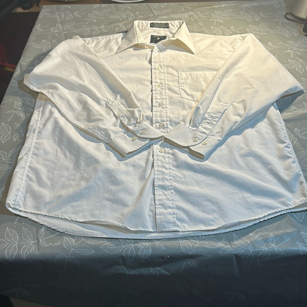 Brad Street by Arrow. Men’s dress shirt